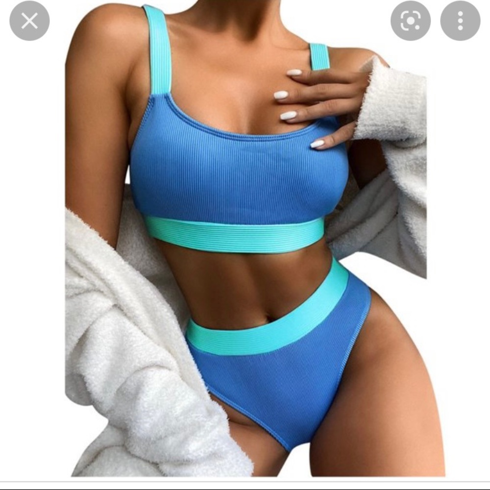 WALMART Sporty bikini top and matching bottom
